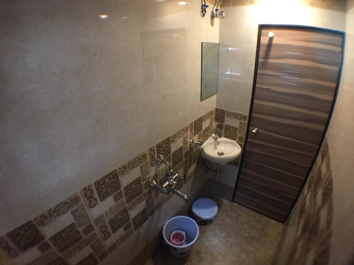 Hotel Shalimar Malad Exterior photo