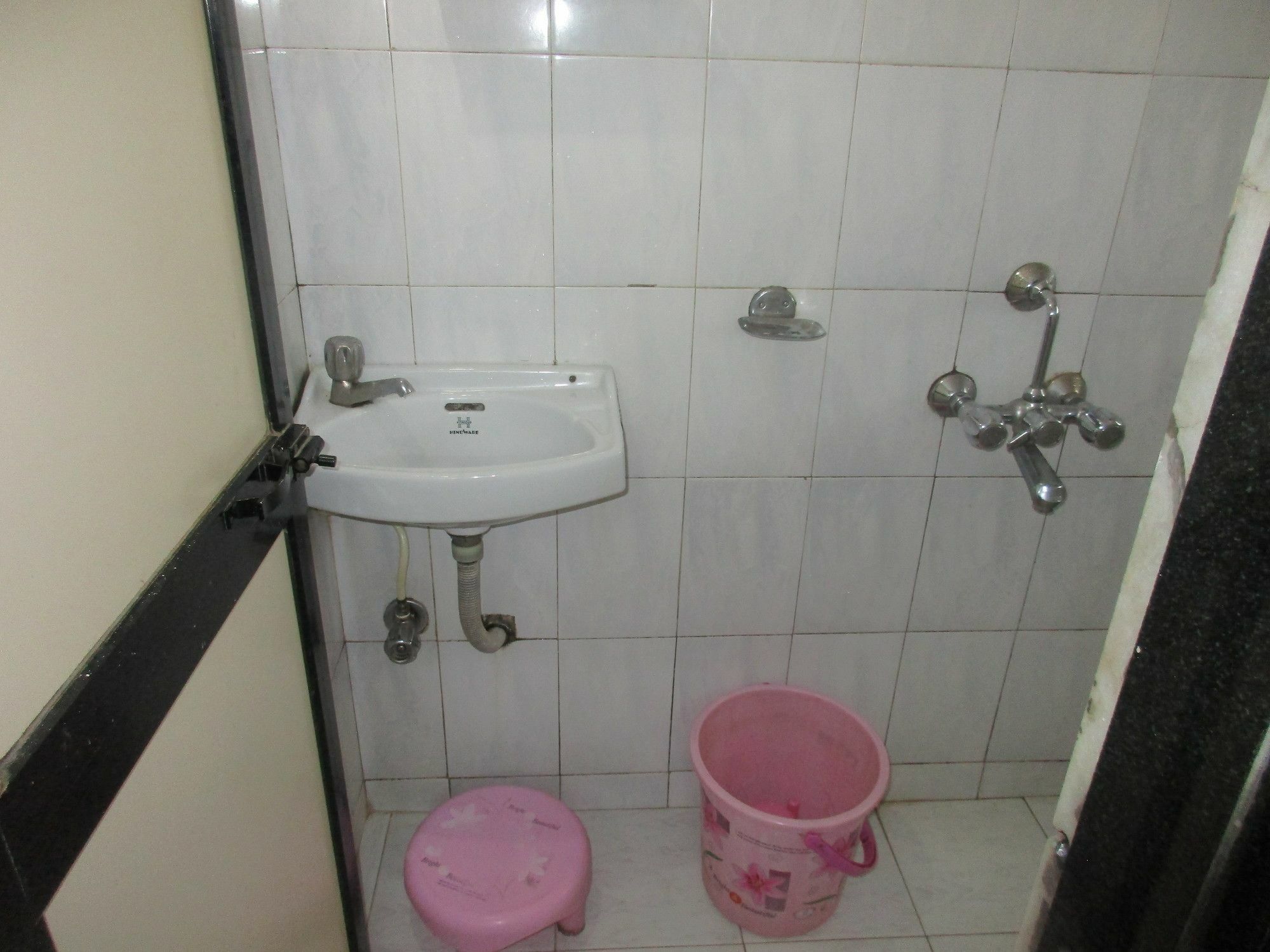 Hotel Shalimar Malad Exterior photo